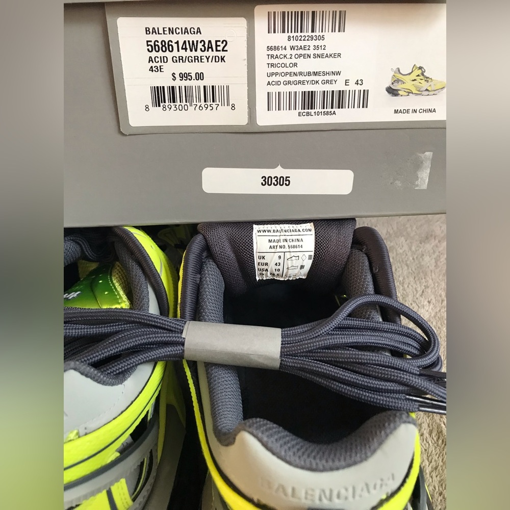 BALENCIAGA Track 2.0 Sneakers - Picture 10 of 10
